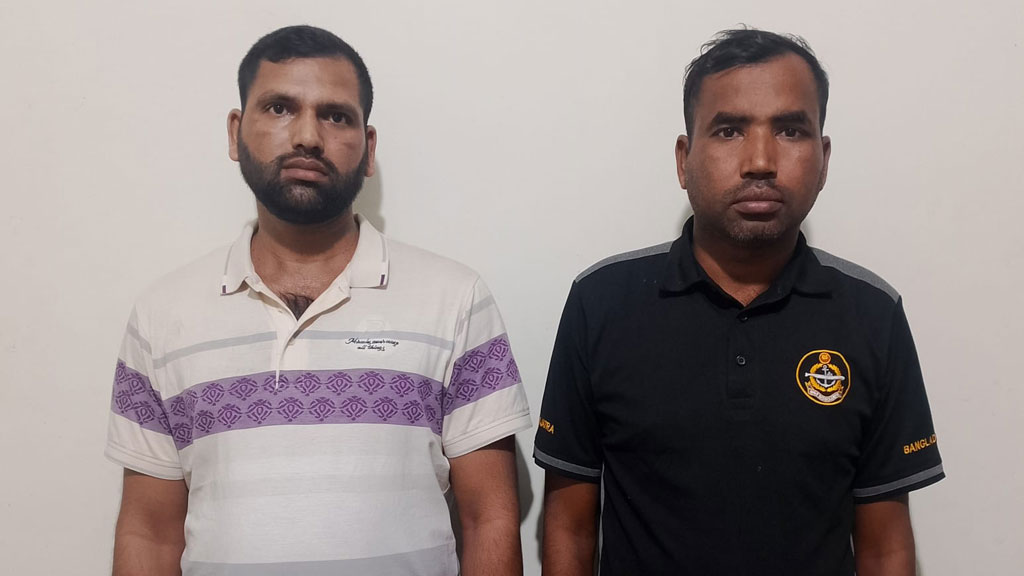 র‌্যাব পরিচয়ে চাঁদাবাজির সময় চাকরিচ্যুত দুই সেনাসদস্যসহ গ্রেফতার ৩